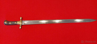 VOJENSKÝ TESÁK - 3