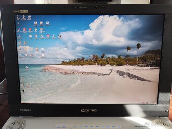 Predam Toshiba Qosmio G40-129 - 3