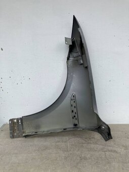 JAGUAR F-PACE 16- PRAVÝ PREDNÝ BLATNÍK - 3