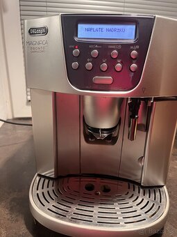 Kávovar Delongi - 3