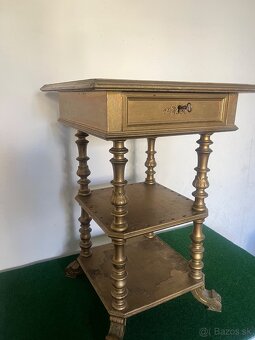 Starožitný drevenný stolík - 3