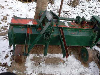 Predám rotavator za traktor 165cm - 3