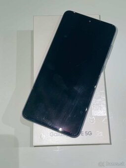 Samsung galaxy S21 FE - 3