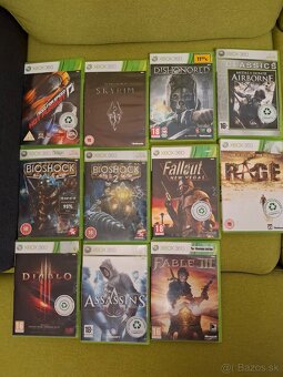 Predám Xbox 360 - 3