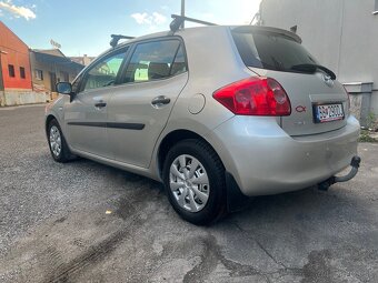 Toyota Auris 1.4VVTi 2009 - 3