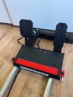Thrustmaster t300 + wheel Stand pro - 3