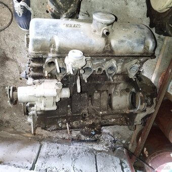 Motor Moskvic 412 - 3
