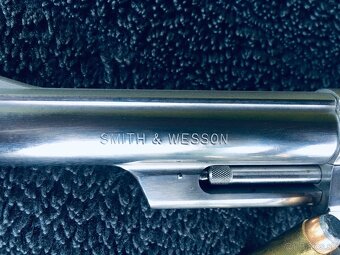 Revolver Smith&Wesson .44 Magnum - 3