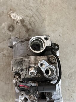 Klima kompresor audi a6c7 - 3