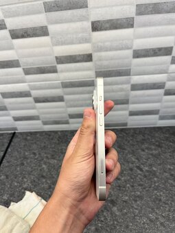 iPhone 14 White 128 go - 3