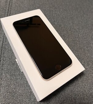 iPhone SE 2022 64GB White - 3