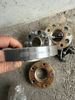 Predam rozširovacie podložky 5x120 - 3