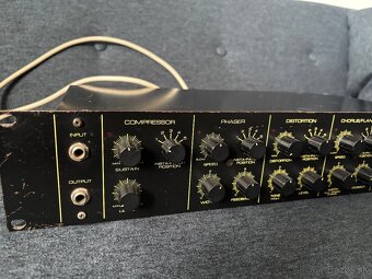 Ibanez UE400 - 3