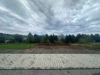 Stavebny pozemok 727m2 - Tulská - pre rodinny dom na predaj - 3
