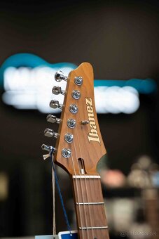 Ibanez AZS2209H-PBM - 3,01kg - 3