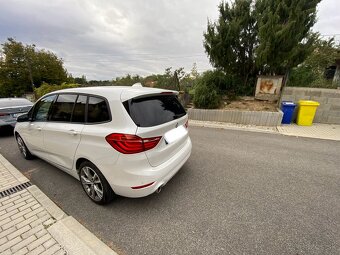 BMW 216i GRAN TOURER - 3