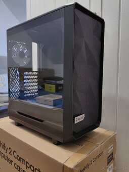 Fractal Design Meshify 2 Compact RGB, TOP stav, v zaruke - 3
