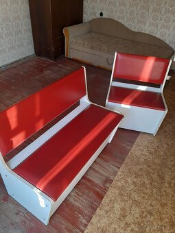 Retro sedačky s červeným čalúnením - 3