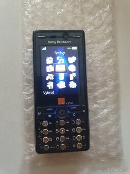 Sony Ericsson K810i - 3
