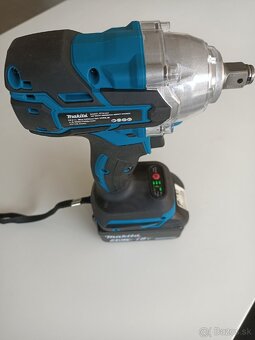 Makita rázový uťahovák - 3