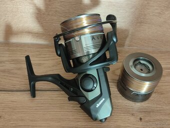 Naviják OKUMA Aventa 6000 + náhradná cievka + 2x nový silon - 3