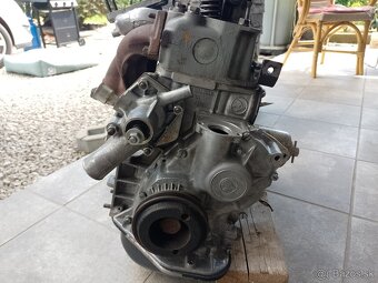 NOVY MOTOR SKODA 105 - 3