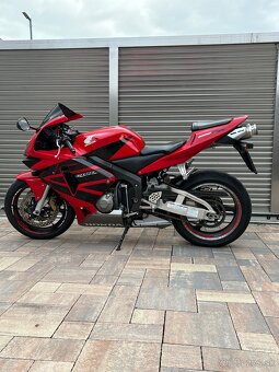 Honda CBR 600 RR - 3