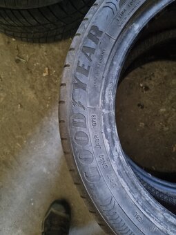 Predam letne pneu 225/50 R17 - 3