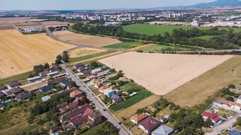 POZEMOK PRÁZNOVCE - 3
