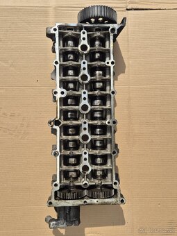 Predám Ventilové veko s vačkami 2.4JTDM 129KW - 3