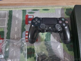Playstation 4 slim - 3