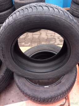 Pneumatiky zimné - Nokian 205/60/R15 - 3
