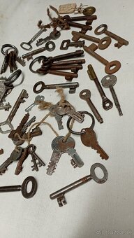 Staré kľúče... starožitné.. - 3