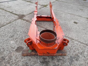 Belarus MTZ traktor bager podvozok - 3