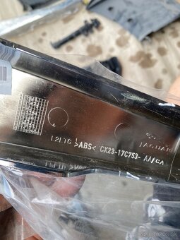 Jaguar XF diely na predny naraznik - 3