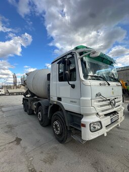 Predam domiesavac Mercedes Actros 3241 MP3 - 3