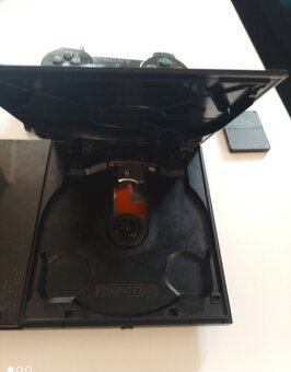 Predám - Hernú konzolu Sony PlayStation 2 Slim s hrami. - 3