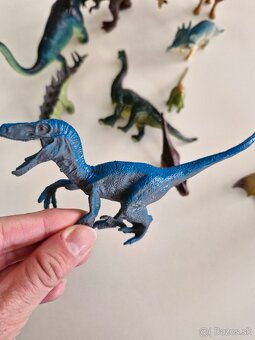Dinosaury - 3