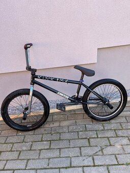 Bmx kink launch - 3