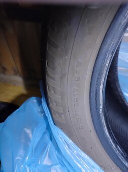 Pneumatiky 215/55 R17 - 3