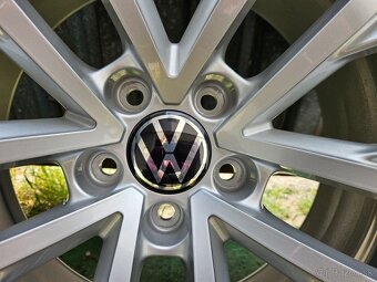 Atraktívne hliníkové disky originál VW - 5x112 R18 - 3