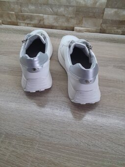 Tom Tailor - 3
