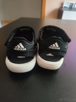 Detské Adidas sandálky - 3