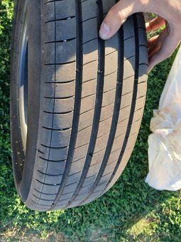 Predám pneumatiky Michelin primacy 4 185/65/R15 - 3