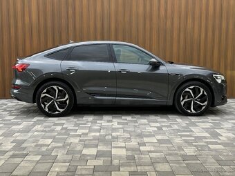 Audi E-Tron Sportback S-Line 230kw 2022 TOP VÝBAVA DPH - 3