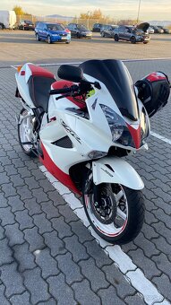 Honda VFR 800 vtec - 3