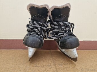 Detské hokejové korčule CCM - 3