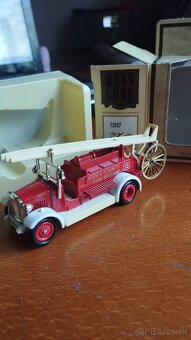 6 x modely lledo Anglie - 3