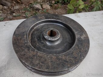 Remenica 240/kužeľ 2x13 - 3