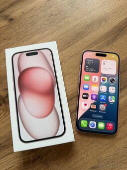 iPhone 15 ružový 128 GB - 3